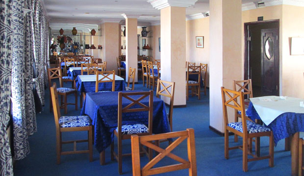 Comedor del Hotel Zelis en Asilah