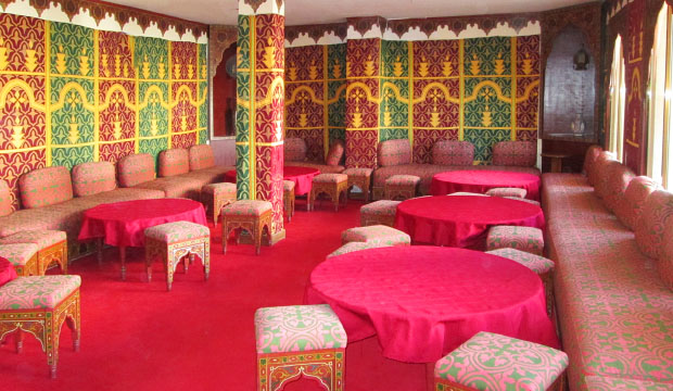 Salón del Hotel Zelis en Asilah