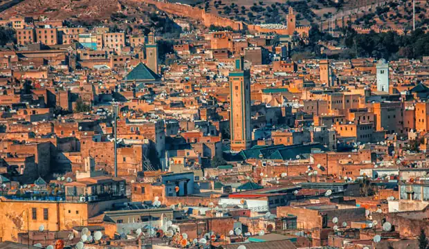 Una de las cosas que ver en la medina de Fez es el mirador para disfrutar de una panorámica