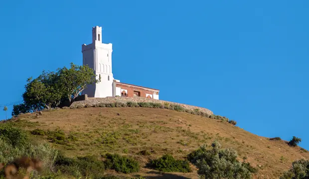 mezquita española de Chaouen, también conocida como Mezquita Bouzafar mezquita española de Chaouen, también conocida como Mezquita Bouzafar