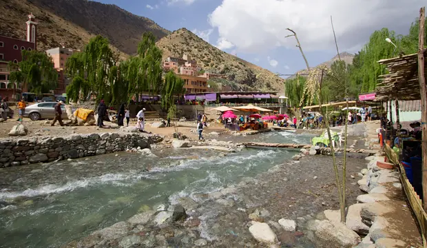 Si estás pasando calor en Marrakech, puedes optar por hacer una excursión al valle del ourika