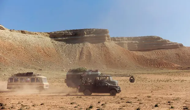 Una de las dificultades añadidas de Sirat fue el excesivo calor que hacía en el desierto