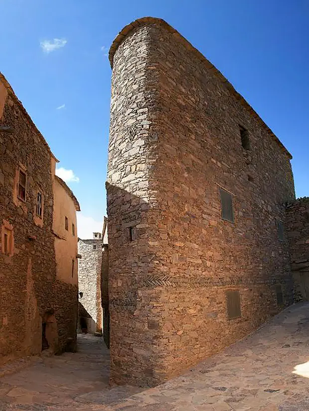 Como todo lugar histórico que se precie, la kasbah Tizourgane también guarda una leyenda que forma parte de su encanto