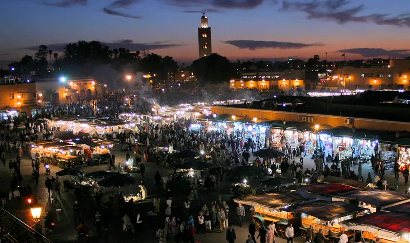 Zoco de Marrakech, vibrante destino de Marruecos lleno de vida