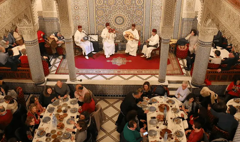 Actividades en Fez. Cena en Al Fassia
