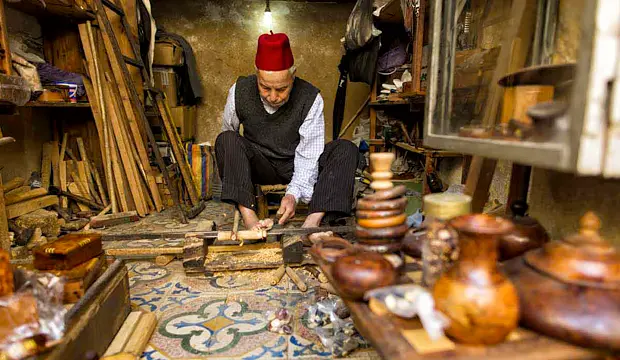 El zoco de Fez demoninado Nejjarine es el mejor para contemplar el trabajo de la madera
